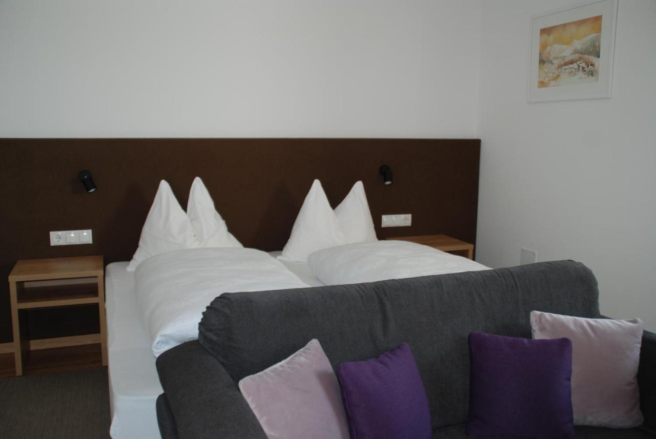 Haus Anna B&B St. Valentin auf der Haide Exterior foto